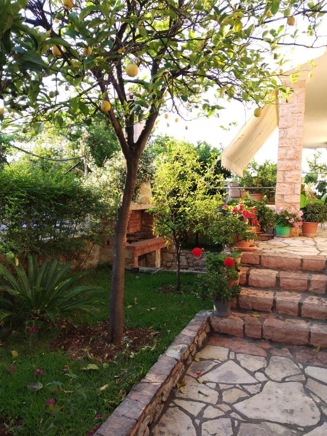 Altin Skrapari Guesthouse Ksamil Luaran gambar