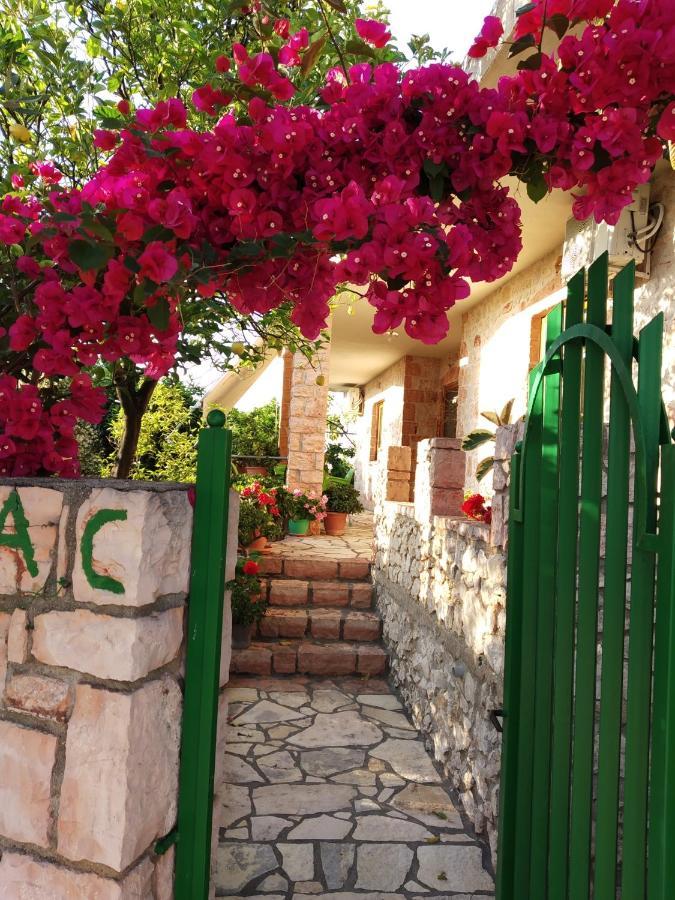 Altin Skrapari Guesthouse Ksamil Luaran gambar