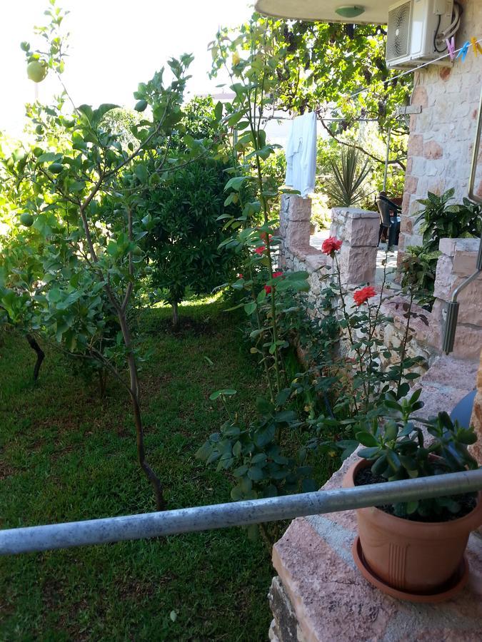 Altin Skrapari Guesthouse Ksamil Luaran gambar